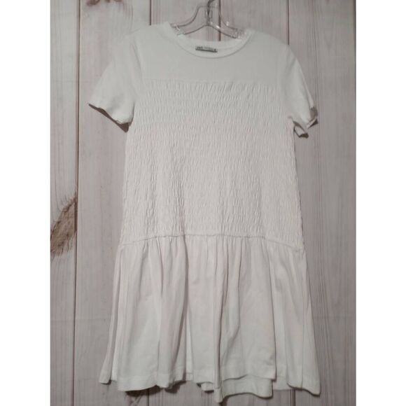 Zara Dress Ladies Extra Small White Short Sleeve Smocked‎ - Picture 1 of 6